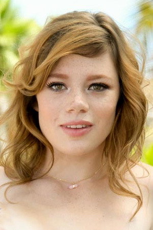 Photo of Mia Collins from the Latest Netflix gallery