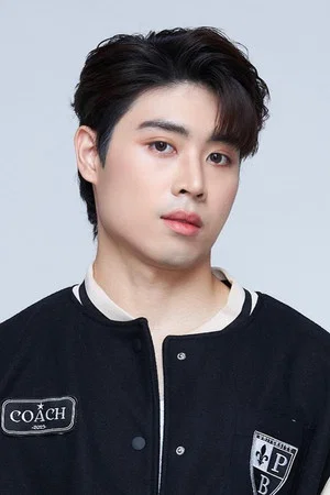 Photo of Boat Pakorn Tochuensakul from the Latest Netflix gallery
