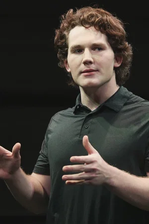 Photo of Brennan Gordon Metz from the Latest Netflix gallery