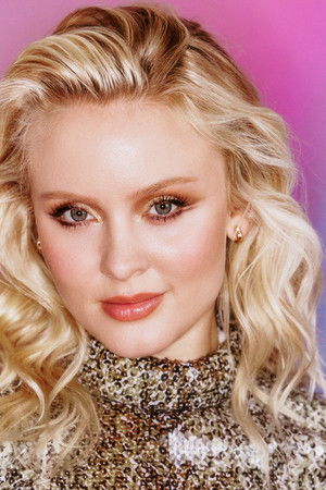 Zara Larsson photo