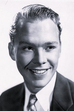 Photo of Kenneth Howell from the Latest Netflix gallery