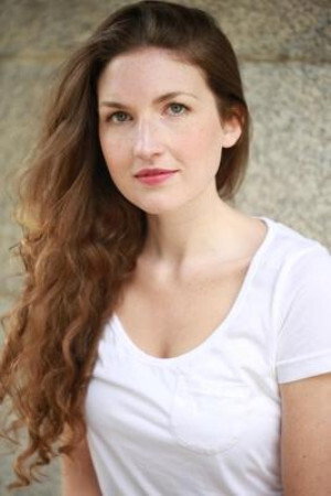 Photo of Elizabeth Sankey from the Latest Netflix gallery