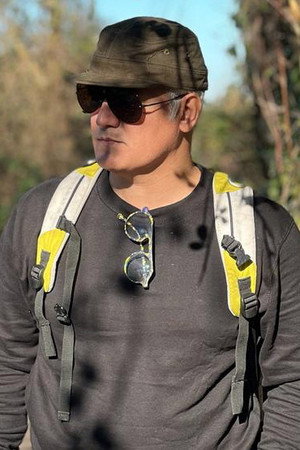 Photo of Behrouz Sebt Rasoul from the Latest Netflix gallery