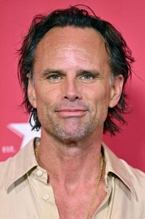 Walton Goggins photo