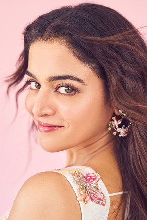 Photo of Wamiqa Gabbi from the Latest Netflix gallery