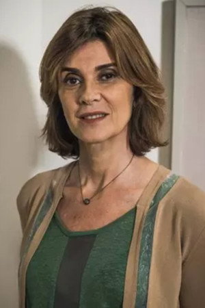 Photo of Mônica Torres from the Latest Netflix gallery