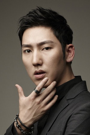Photo of Park Doo-sik from the Latest Netflix gallery