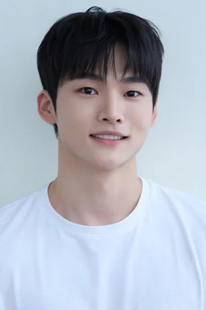 Photo of Hong Dong-geon from the Latest Netflix gallery