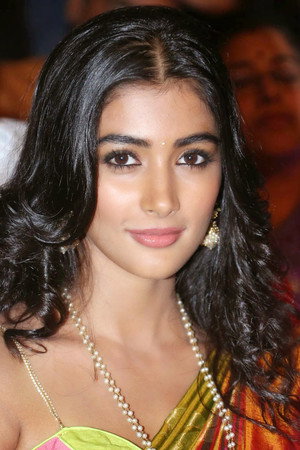 Pooja Hegde photo