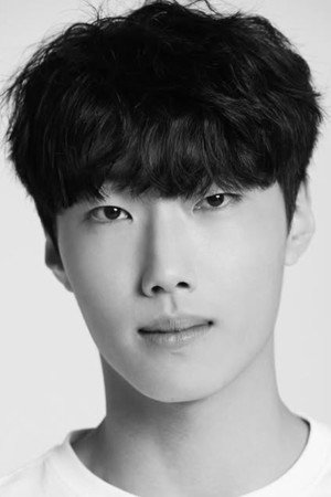 Photo of Bae Seung-hyeok from the Latest Netflix gallery