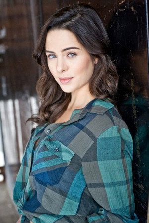 Photo of Holly Deveaux from the Latest Netflix gallery