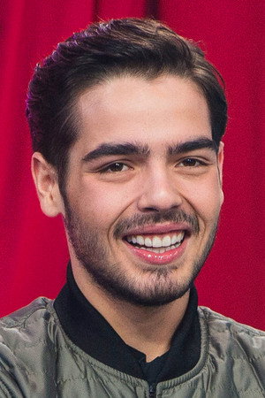 Photo of João Guilherme Silva from the Latest Netflix gallery