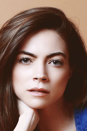 Caitlin Carver photo