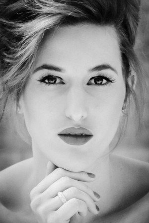 Photo of Anat Edri from the Latest Netflix gallery