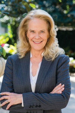 Photo of Julie Araskog from the Latest Netflix gallery