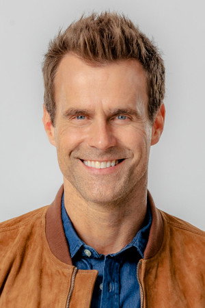 Cameron Mathison photo