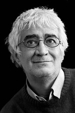 Photo of Kambuzia Partovi from the Latest Netflix gallery