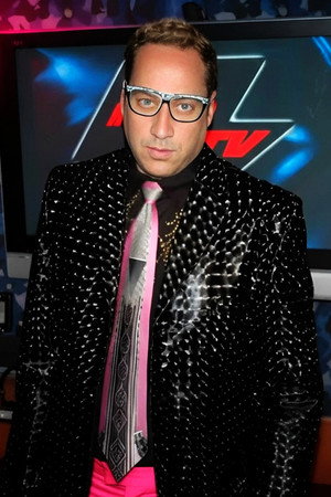 Photo of Ian Halperin from the Latest Netflix gallery