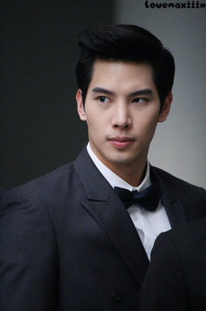 Nattapol Diloknawarit photo