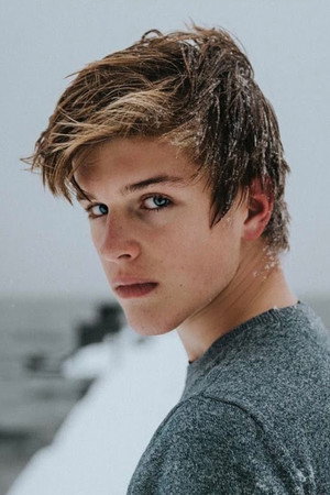 Photo of Alex Lange from the Latest Netflix gallery