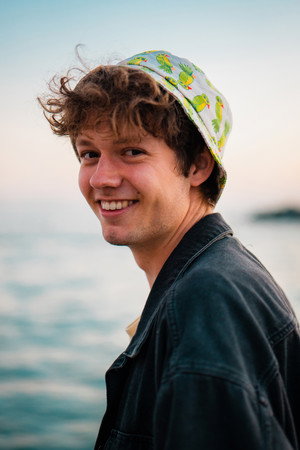 Photo of Jelle de Visser from the Latest Netflix gallery