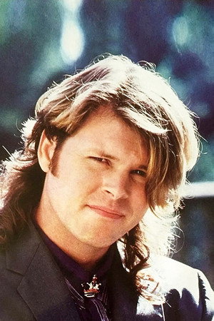 Photo of Pat Mastelotto from the Latest Netflix gallery