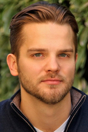 Photo of TJ Linnard from the Latest Netflix gallery