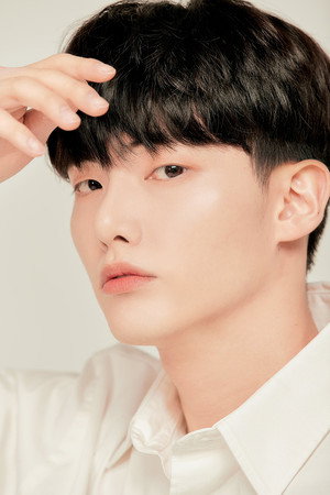 Photo of Kang Eun-bin from the Latest Netflix gallery