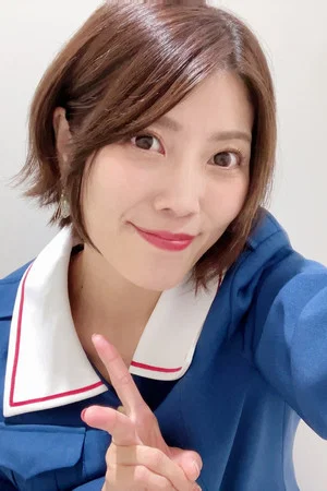 Photo of Hitomi Takeuchi from the Latest Netflix gallery