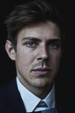 Chris Lowell photo