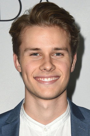 Photo of Logan Shroyer from the Latest Netflix gallery