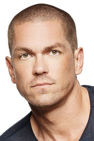 Steve Howey photo