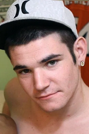 Photo of Pauly Pomano from the Latest Netflix gallery