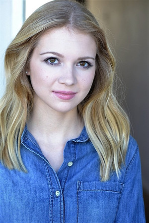 Photo of Abby Ross from the Latest Netflix gallery