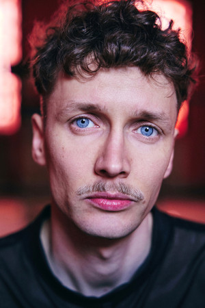 Photo of Julius Feldmeier from the Latest Netflix gallery