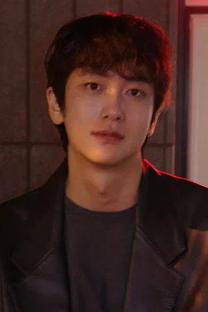 Photo of 김흥준 from the Latest Netflix gallery