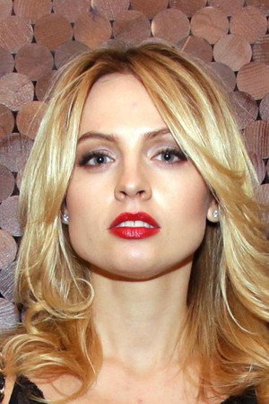 Yanina Studilina photo