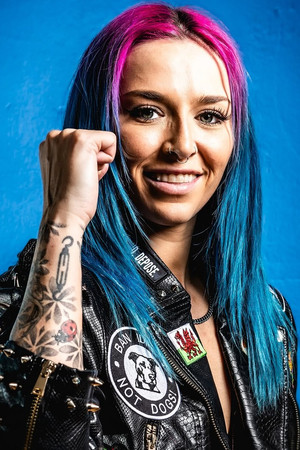 Photo of Steffanie Newell from the Latest Netflix gallery