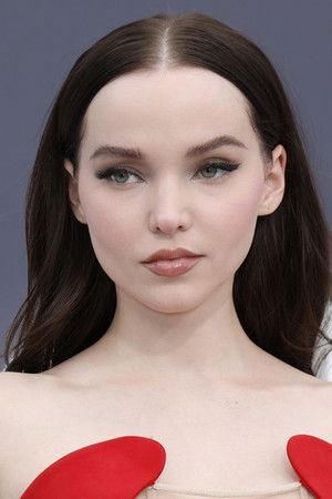 Dove Cameron photo