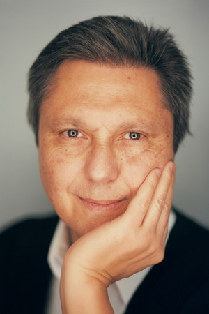 Photo of Ömer Kavur from the Latest Netflix gallery