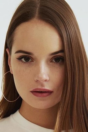 Sasha Spilberg photo