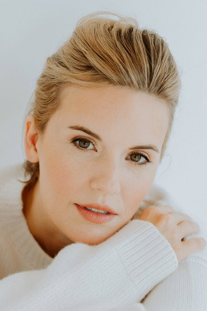 Maggie Grace photo