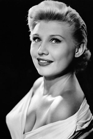 Photo of Mari Aldon from the Latest Netflix gallery