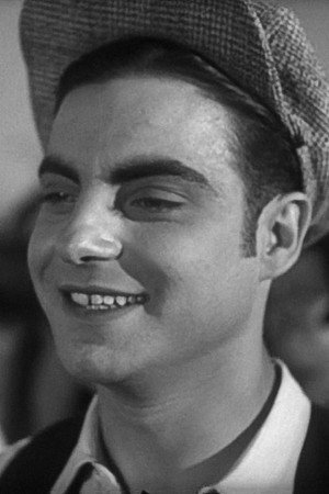 Photo of José Amaro from the Latest Netflix gallery