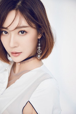 Photo of Wang Wenqi from the Latest Netflix gallery