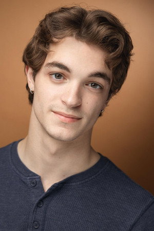Photo of Aidan Armstrong from the Latest Netflix gallery