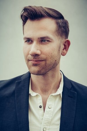 Photo of Aaron Moorhead from the Latest Netflix gallery