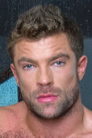 Photo of Sean Lawrence from the Latest Netflix gallery