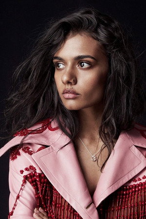 Madeleine Madden photo