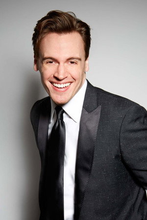 Erich Bergen photo